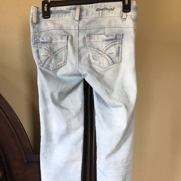 Ripped Light Blue Jeans - Picture 7 of 8